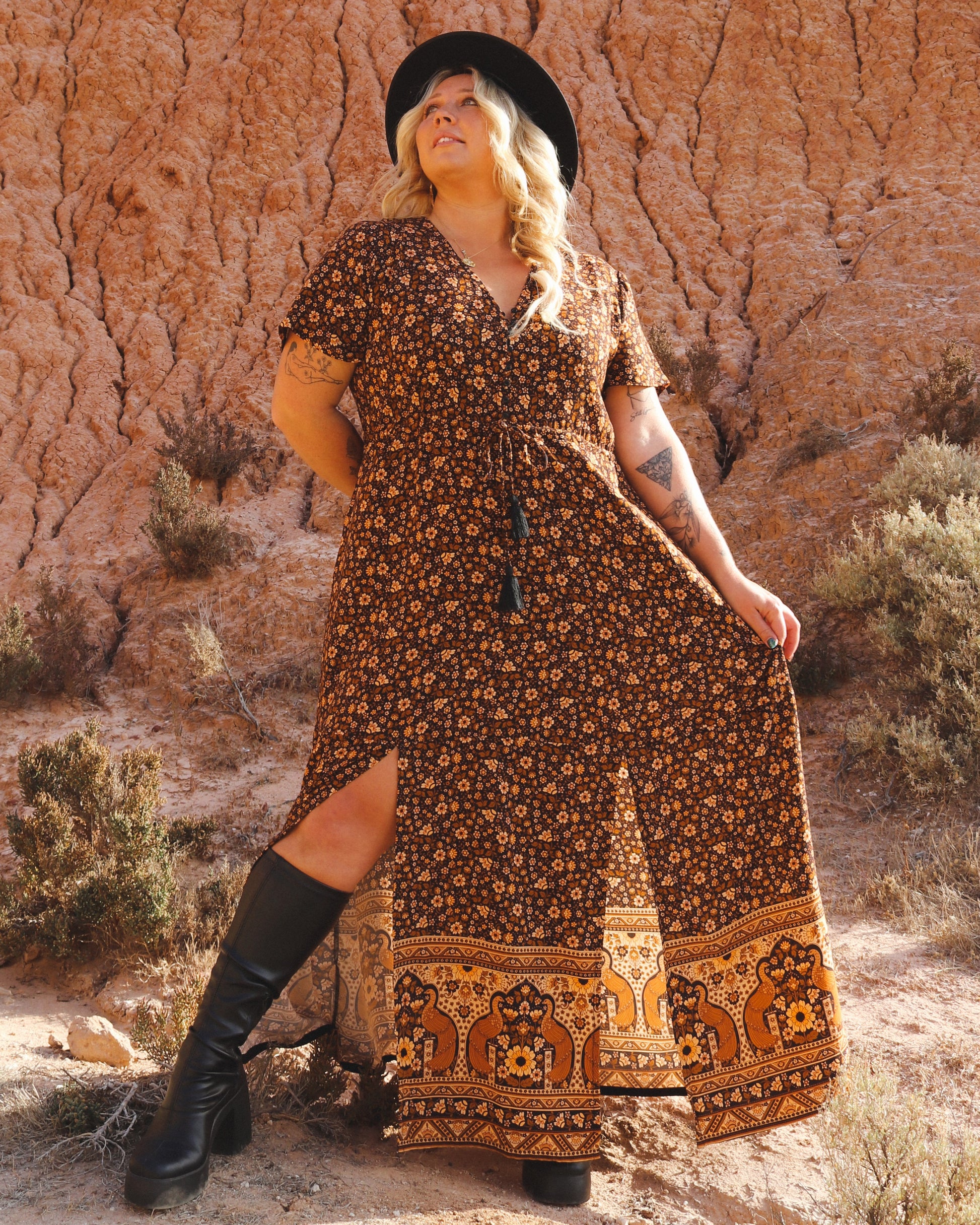 SURI MAXI DRESS HONEYGLOW