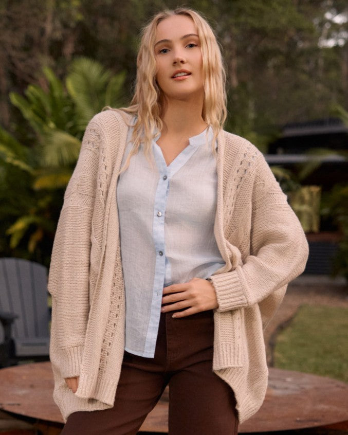 KNITWEAR