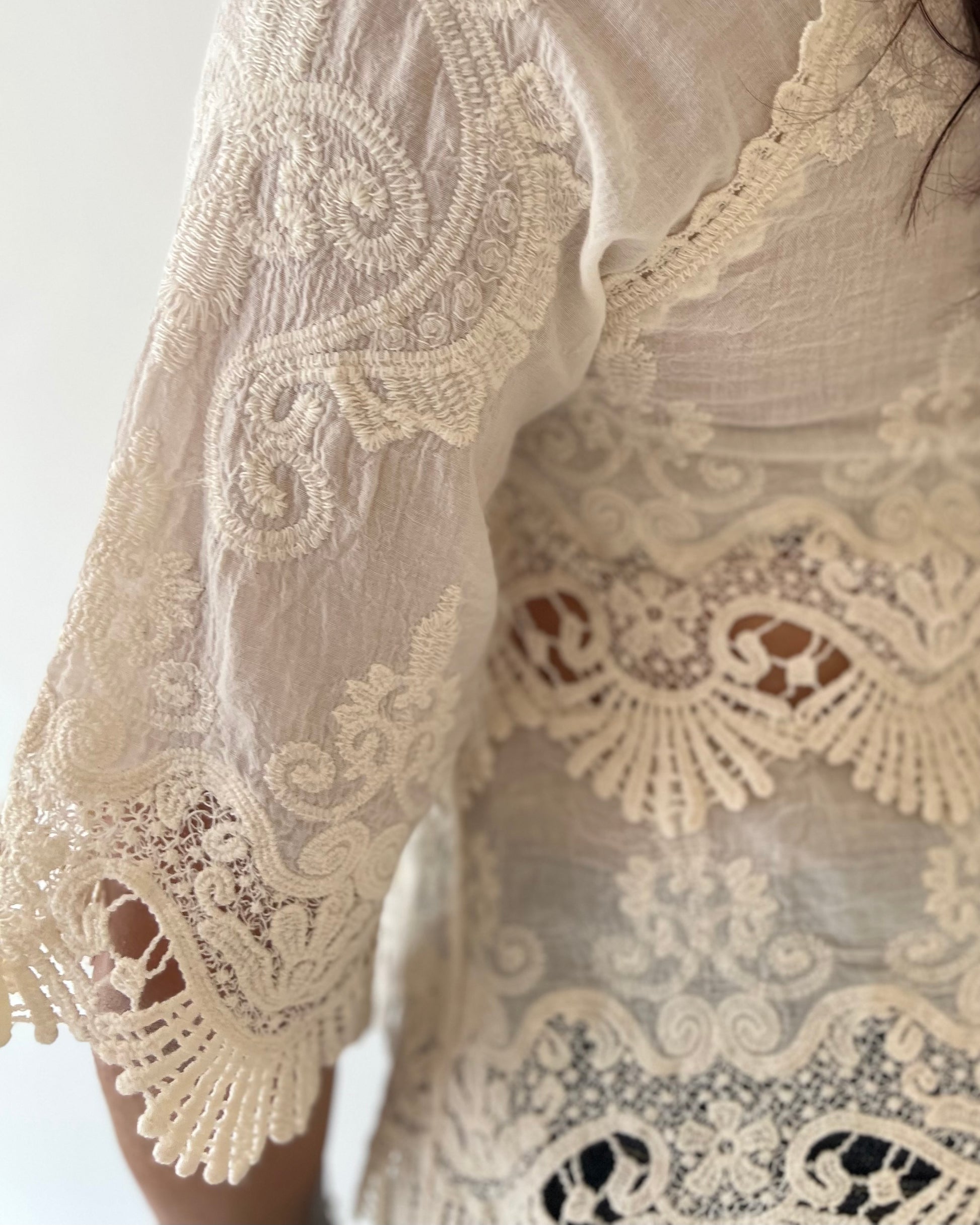 MILA TOP VINTAGE CREAM