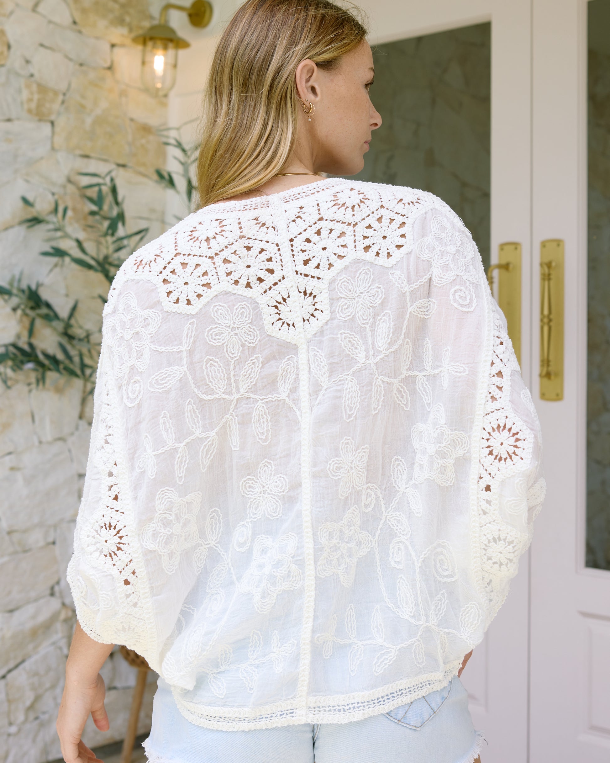 VIDA CARDIGAN WHITE