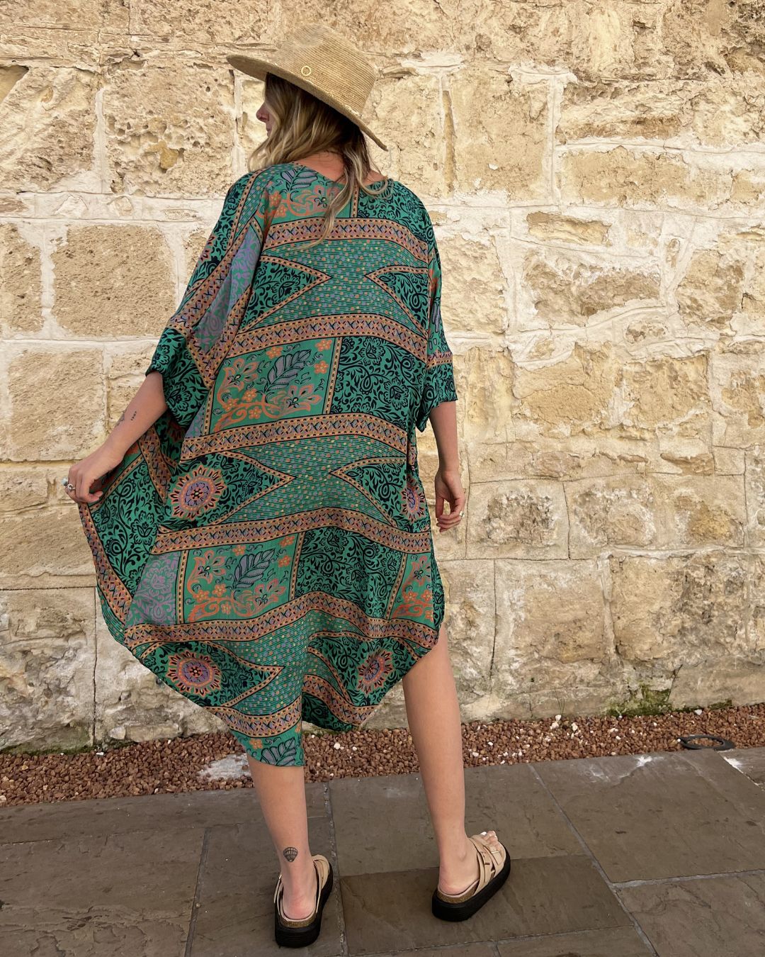 JULIYA KIMONO