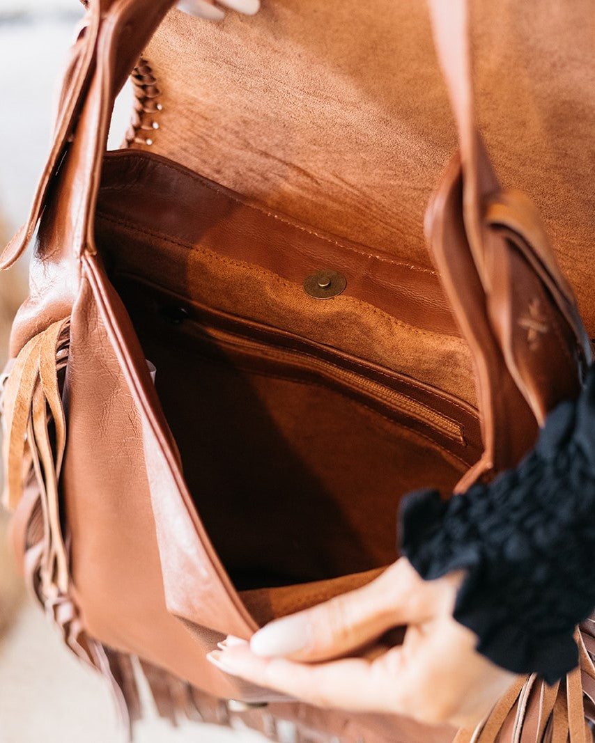 BUFFALO FRINGE & SADDLE BAG