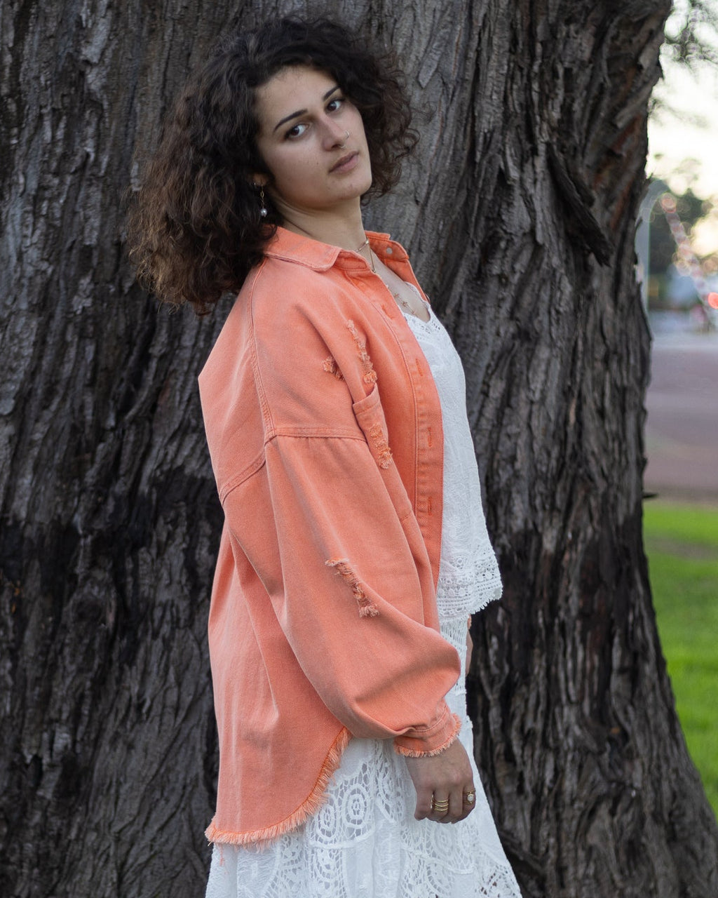 BETTY DENIM JACKET CORAL