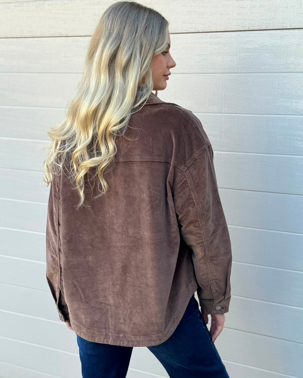 ROAM FREE SCOOP CORD JACKET CHOCOLATE