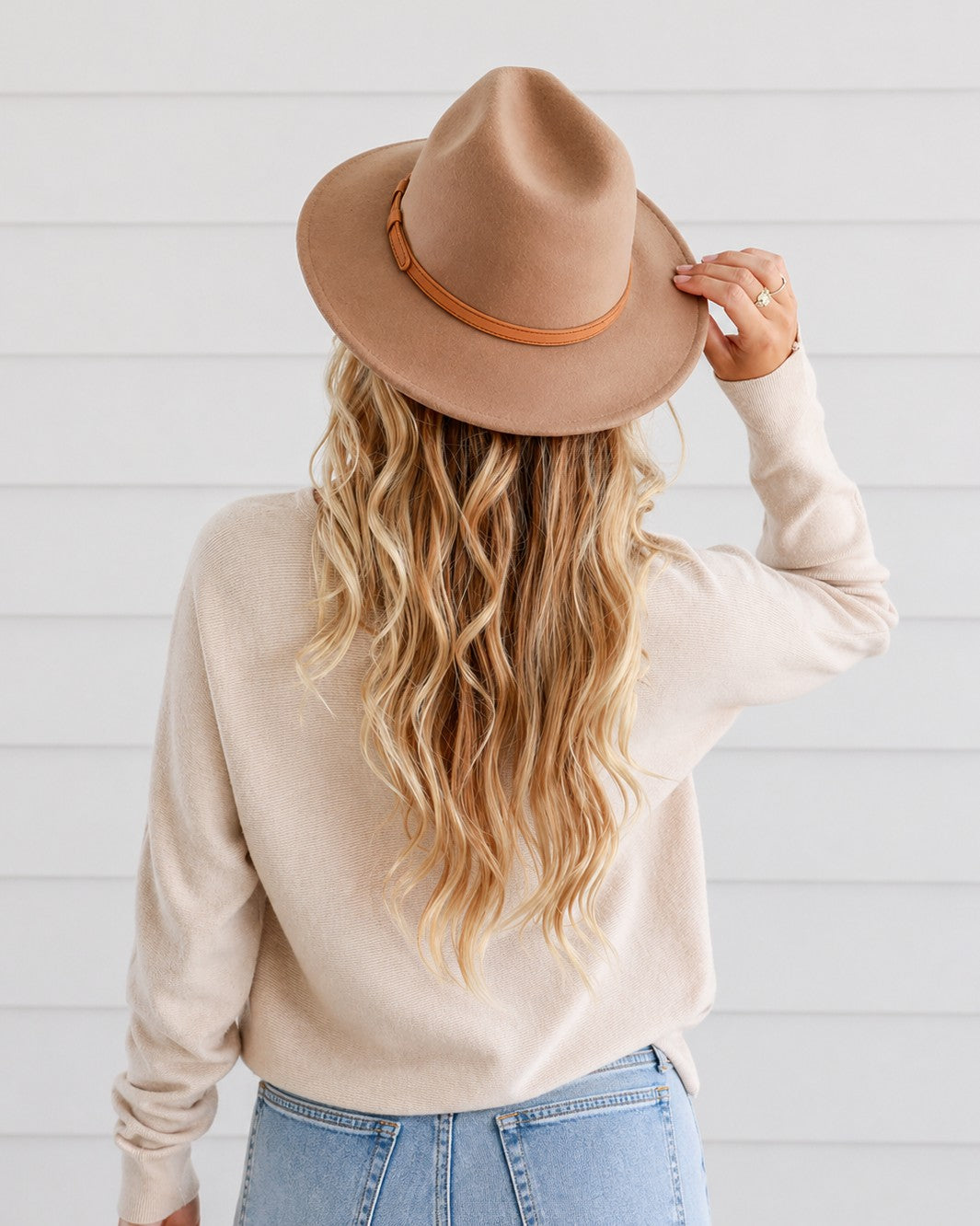 MIA HAT CAMEL
