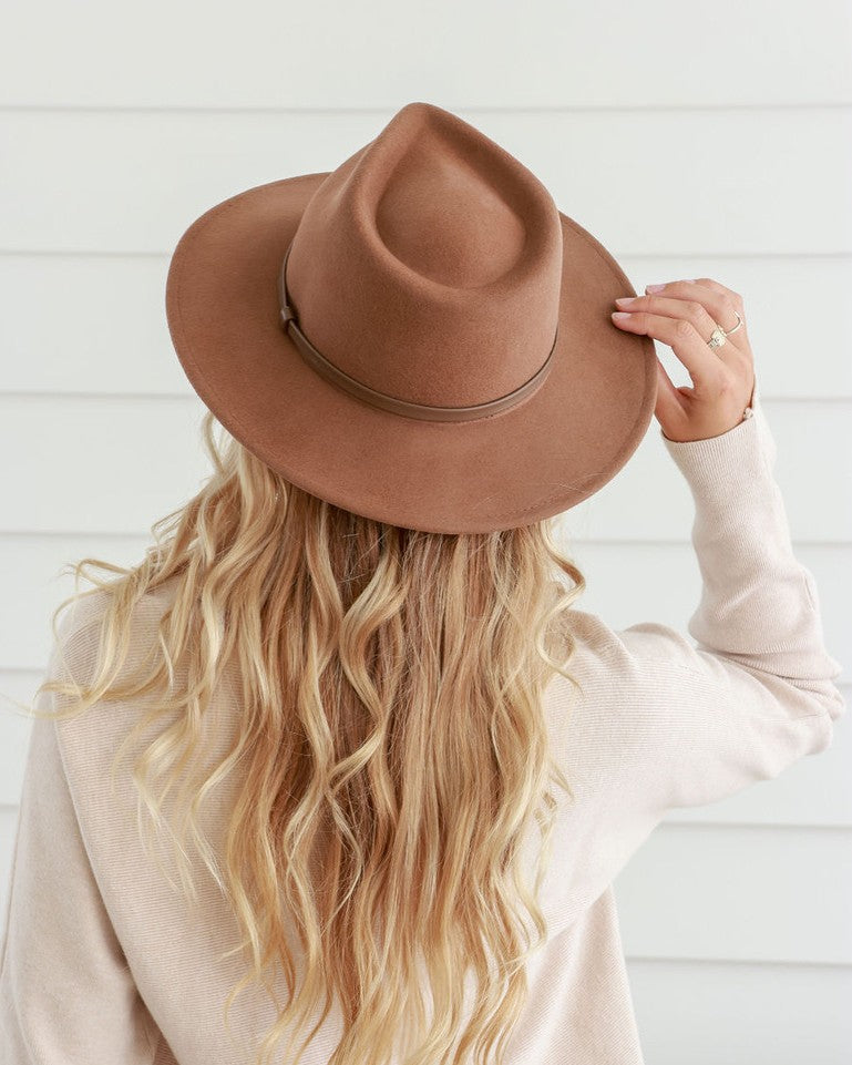 ISLA HAT TAN