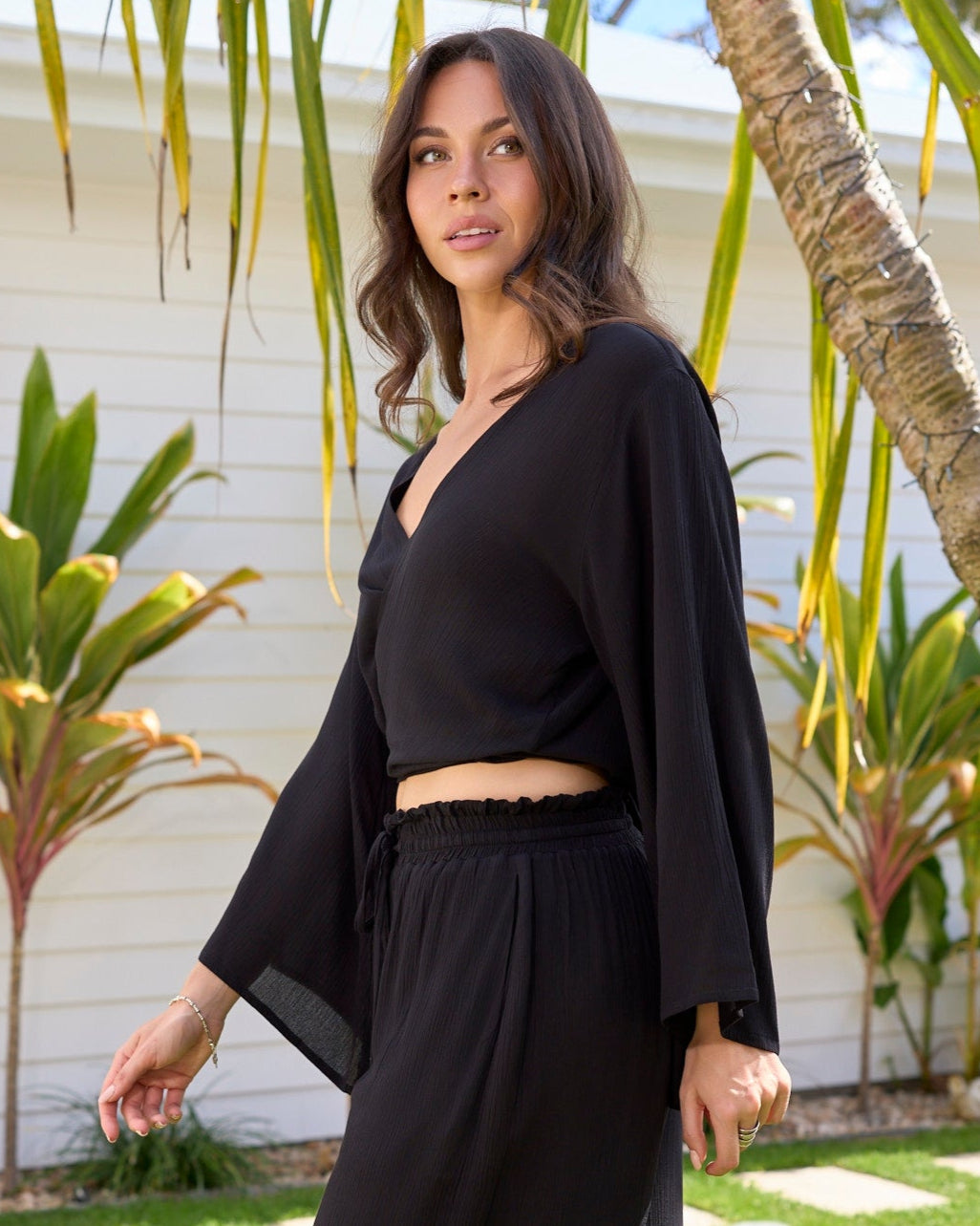DEMI TOP BLACK