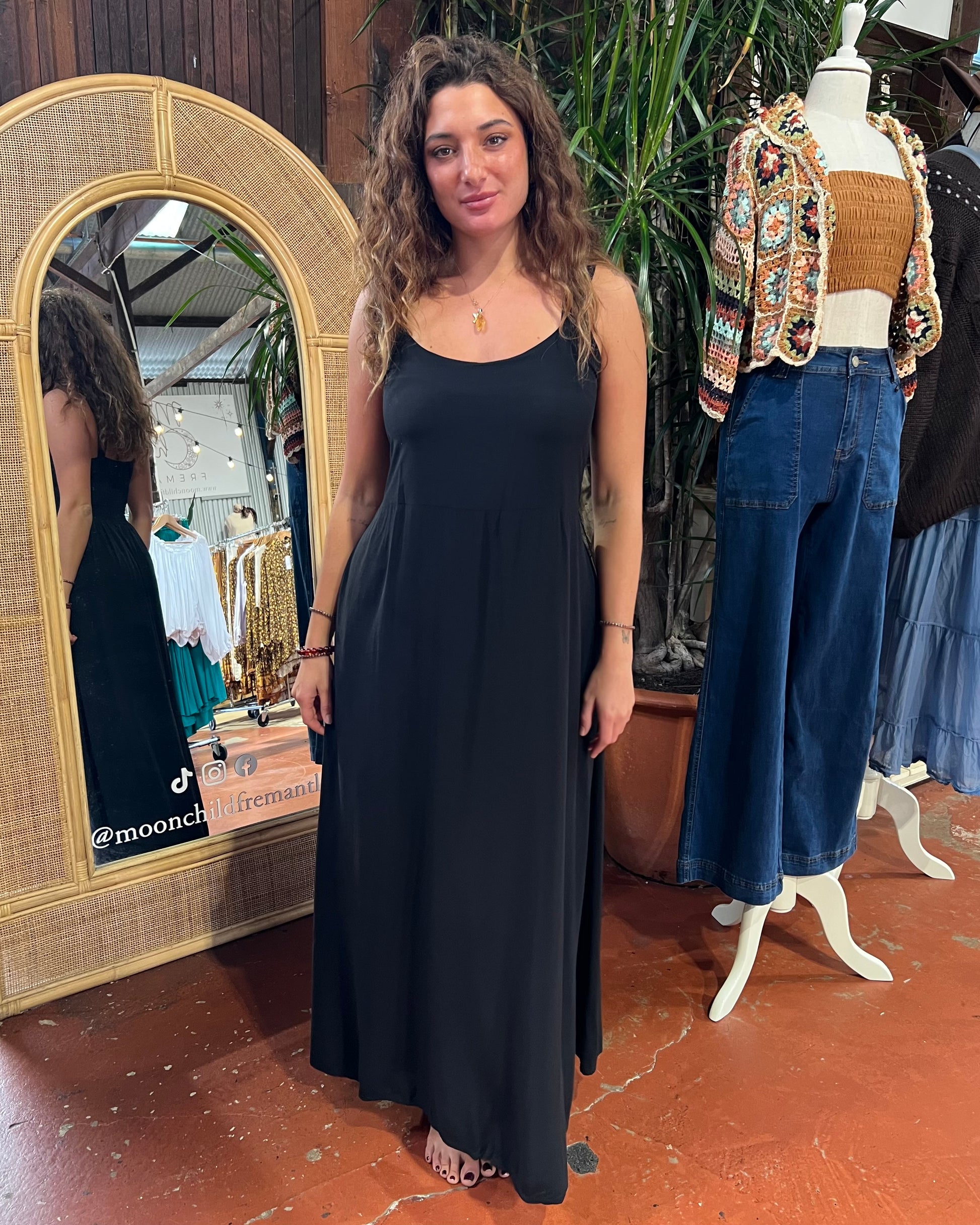 LUKA MAXI DRESS BLACK