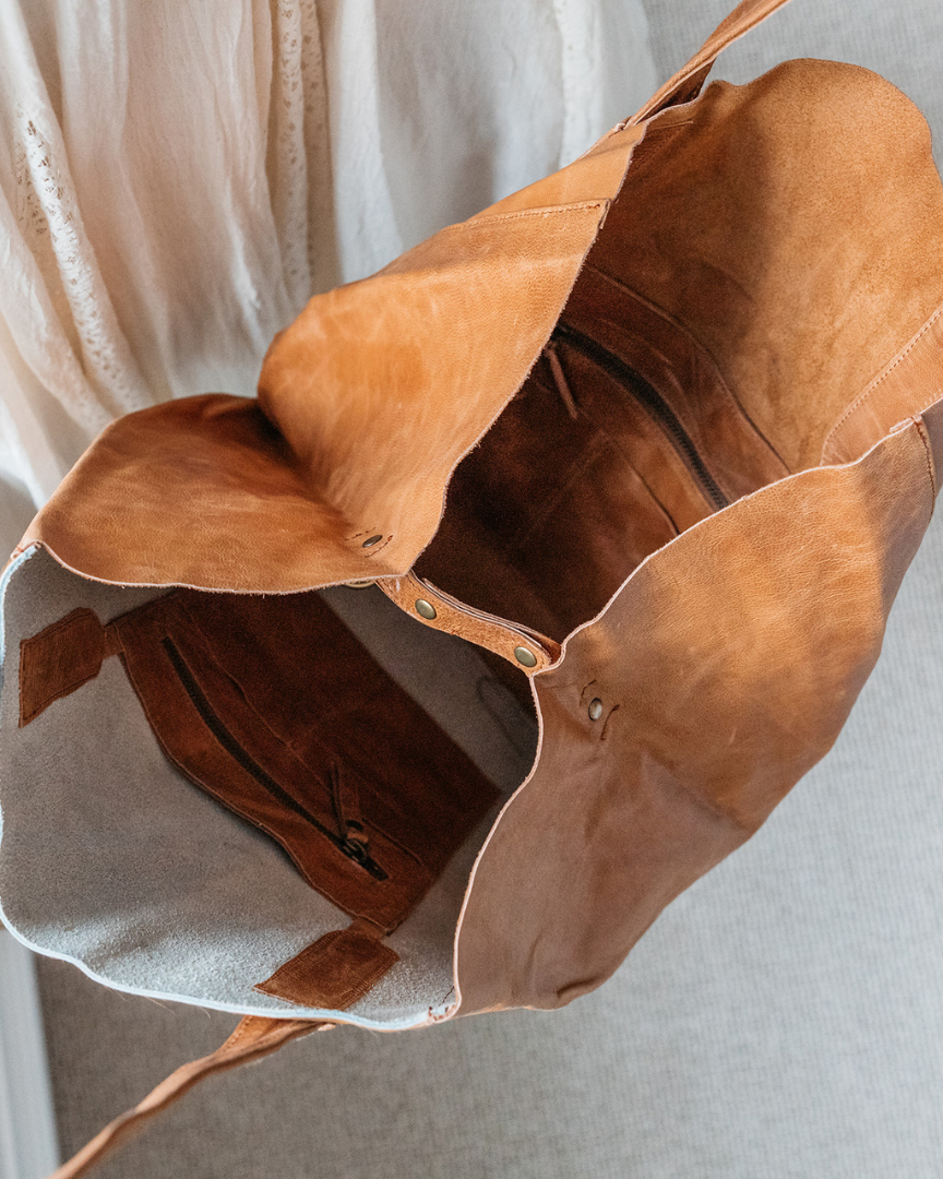 HIDE & LEATHER TOTE BAG