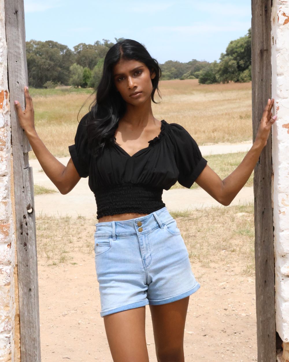 AVA TOP BLACK