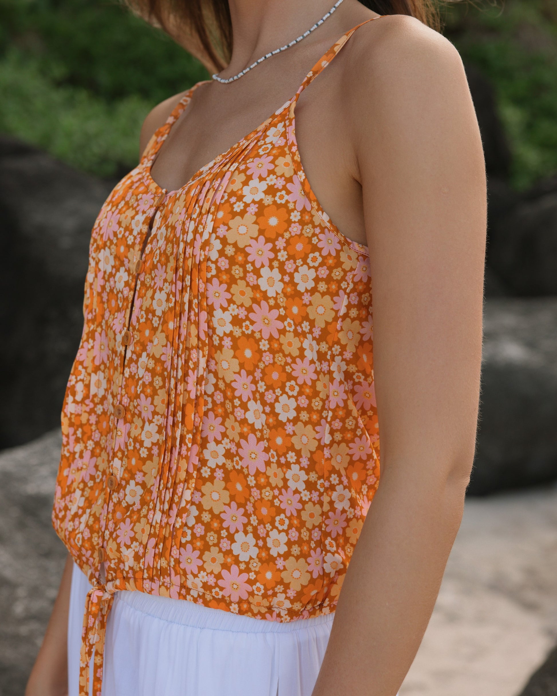 SCARLET TOP MANGO TANGO