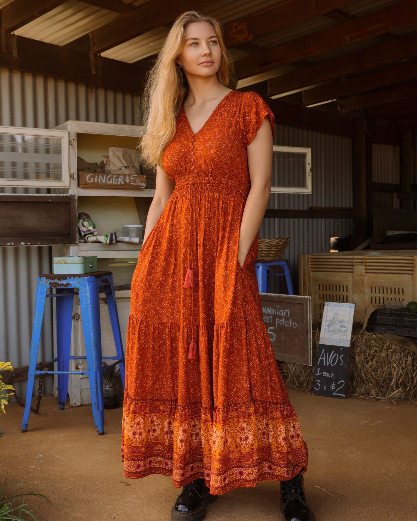 KIARA MAXI DRESS PUMPKIN SPICE