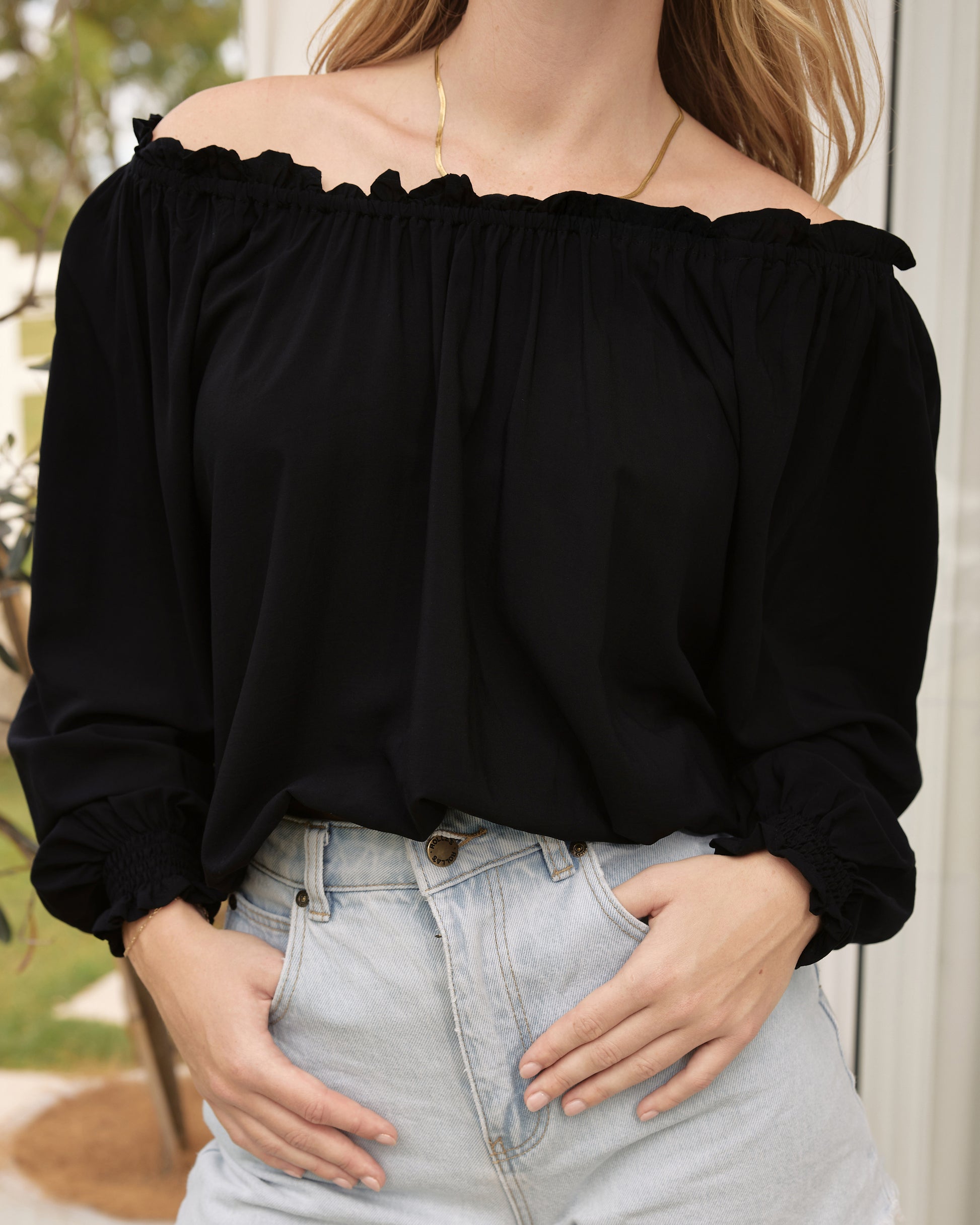 NYLA TOP BLACK