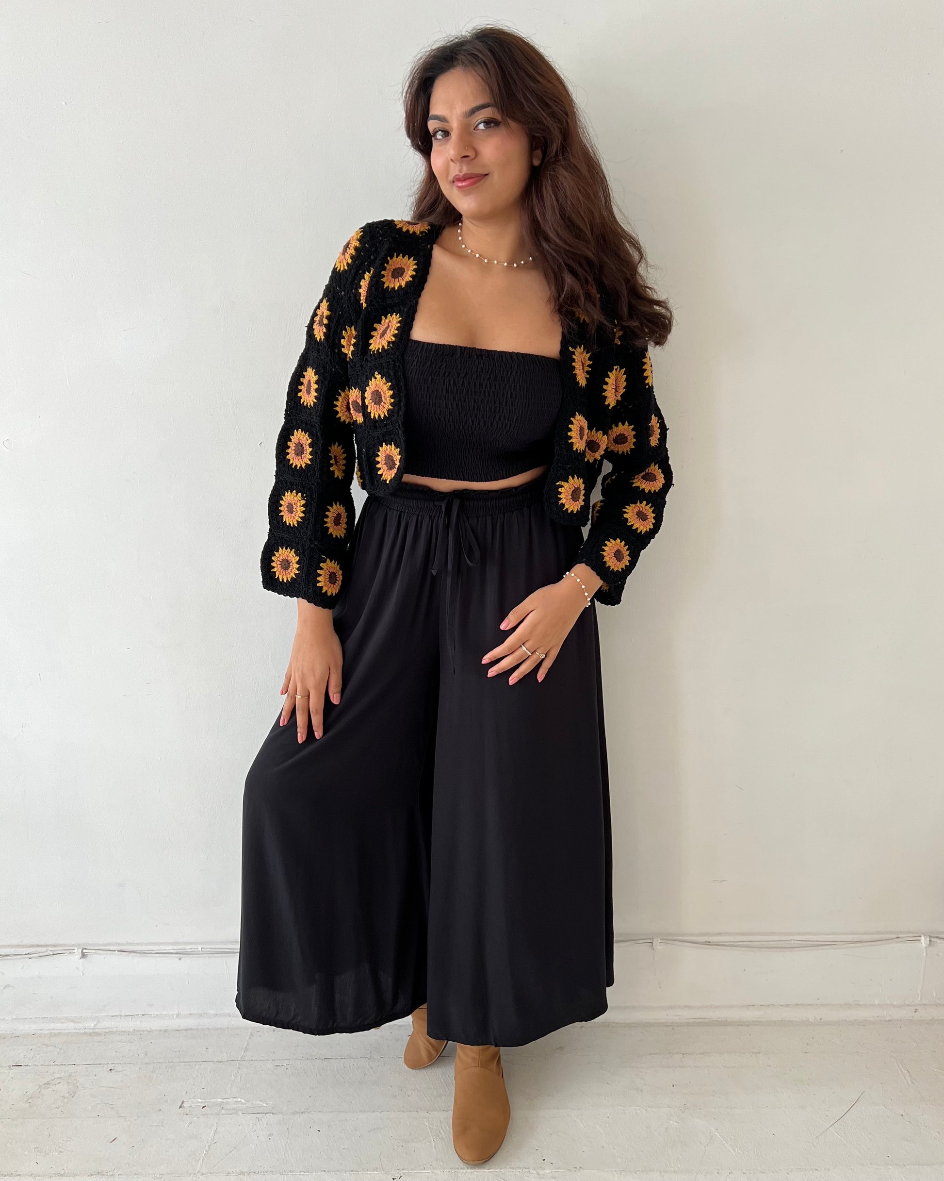 SUNFLOWER CARDIGAN BLACK