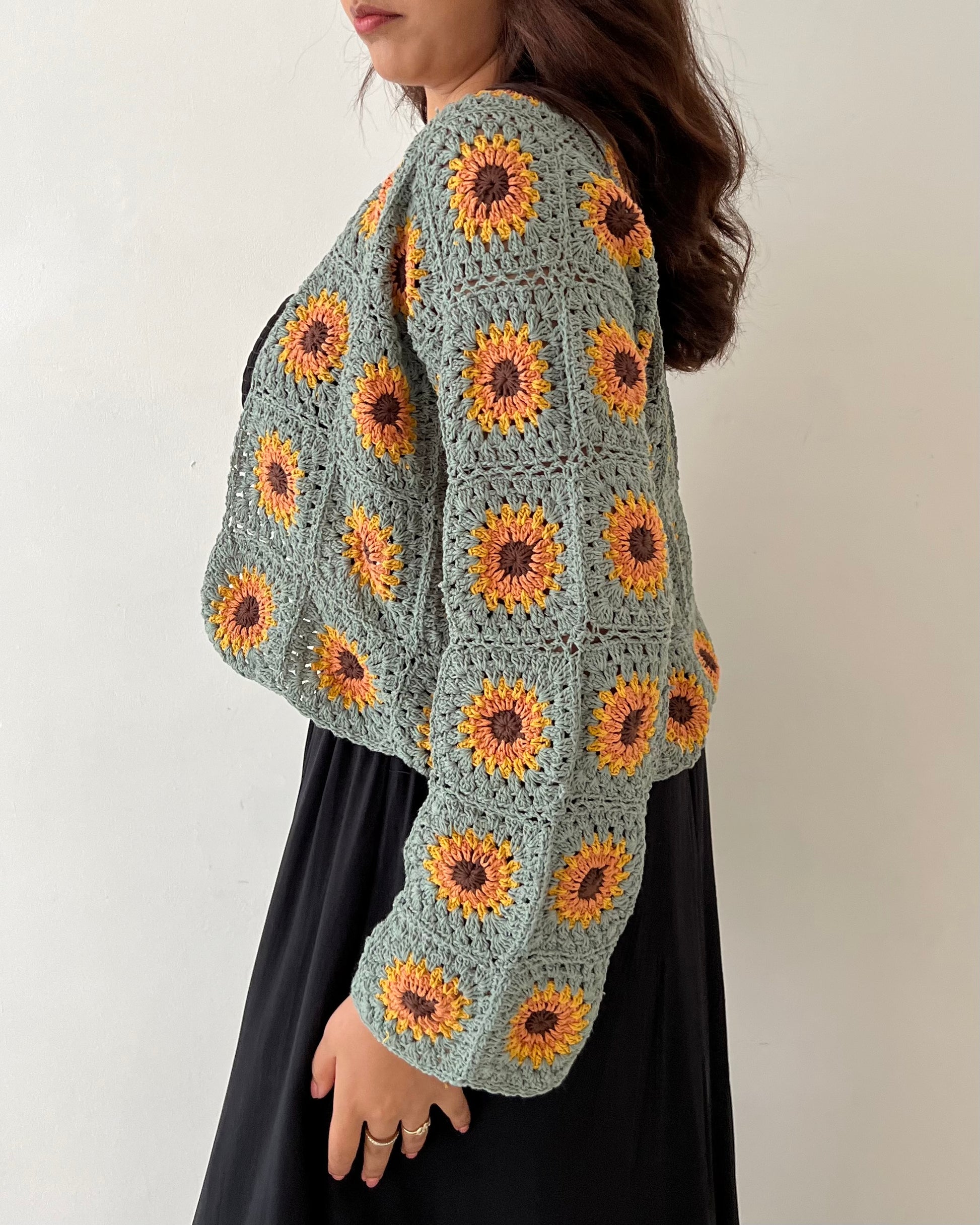 SUNFLOWER CARDIGAN SAGE