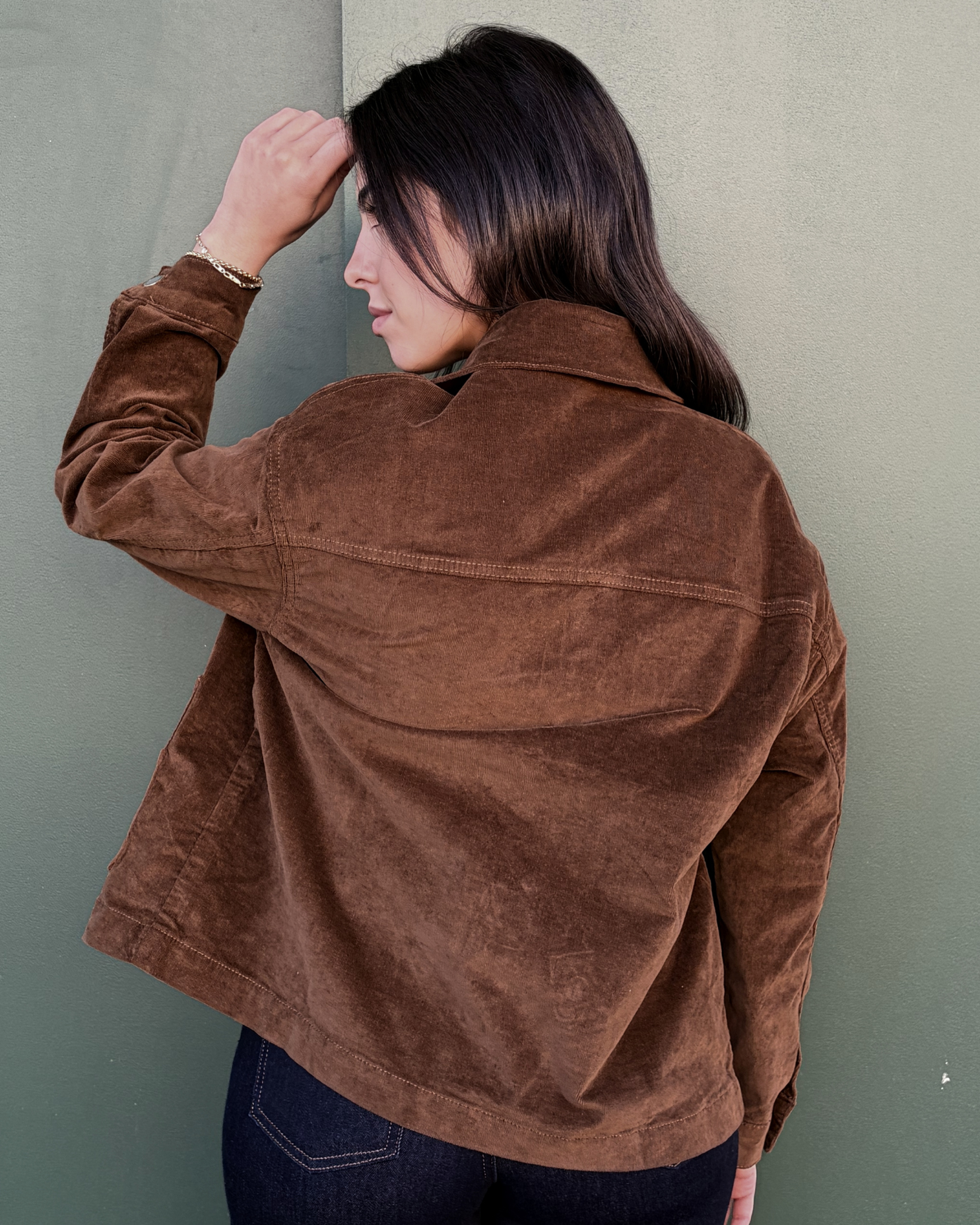 ROAM FREE BOX CORD JACKET CHOCOLATE