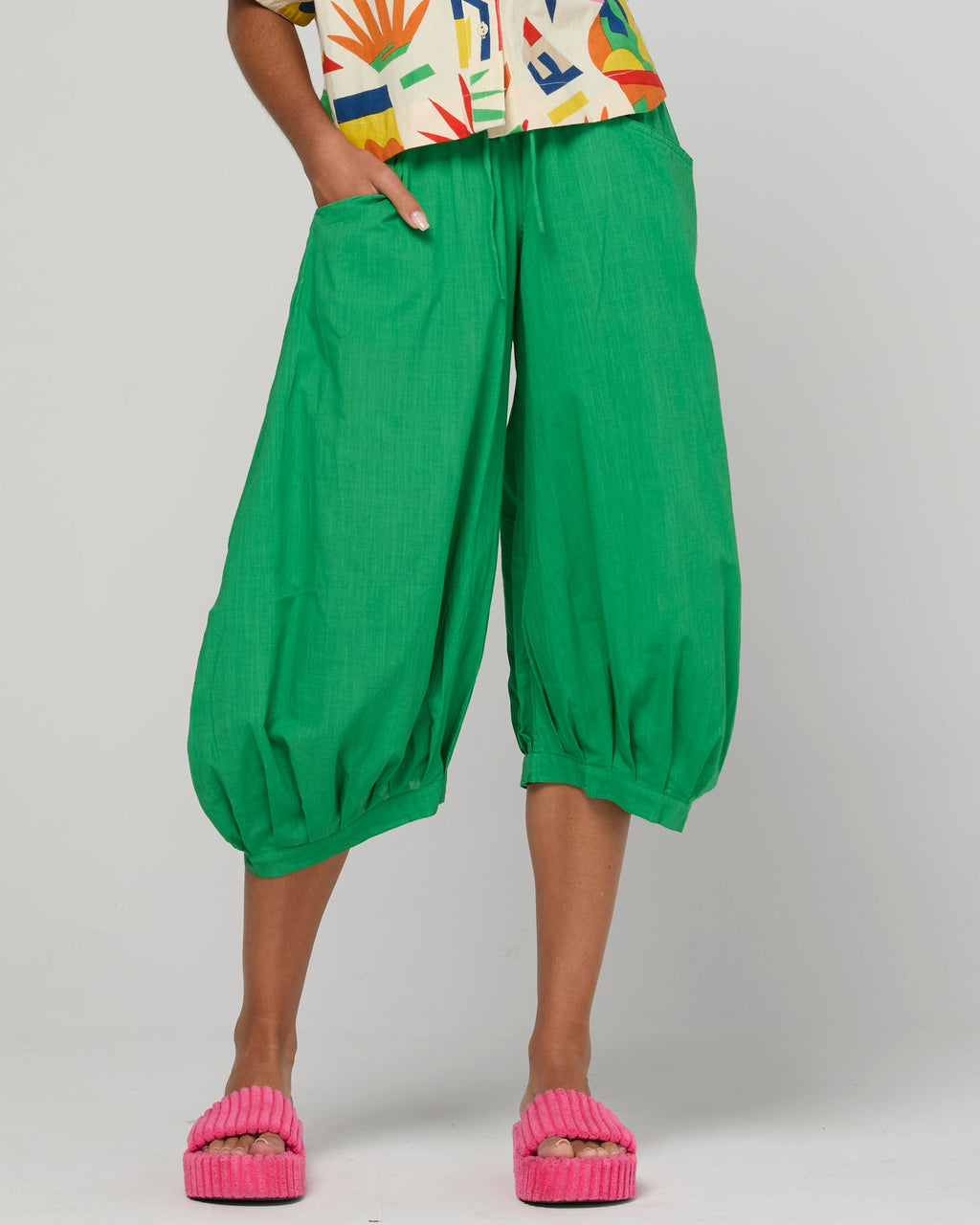GURU PANT APPLE