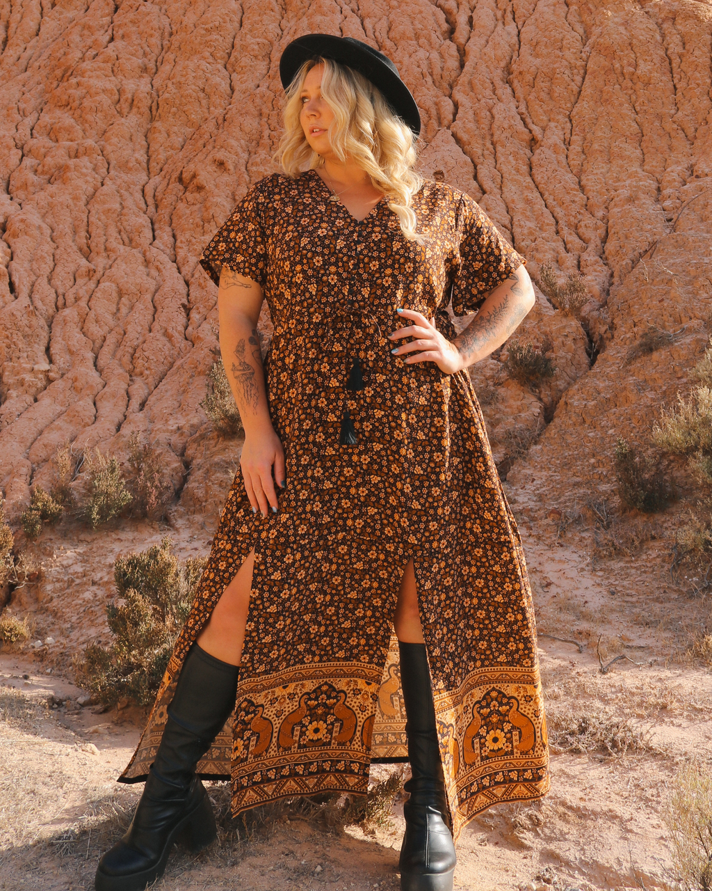 SURI MAXI DRESS HONEYGLOW