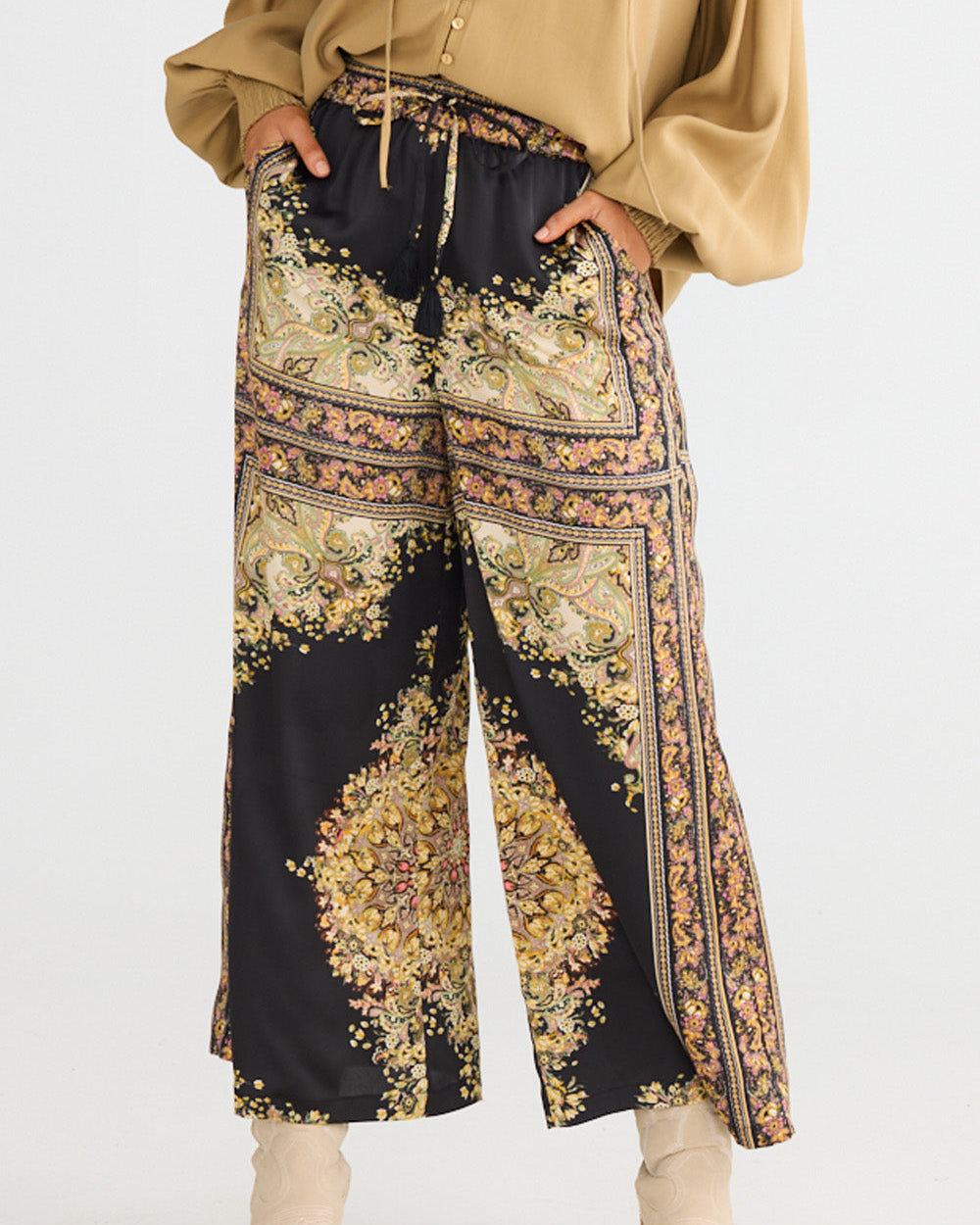 FREEDOM PANT BLACK PAISLEY