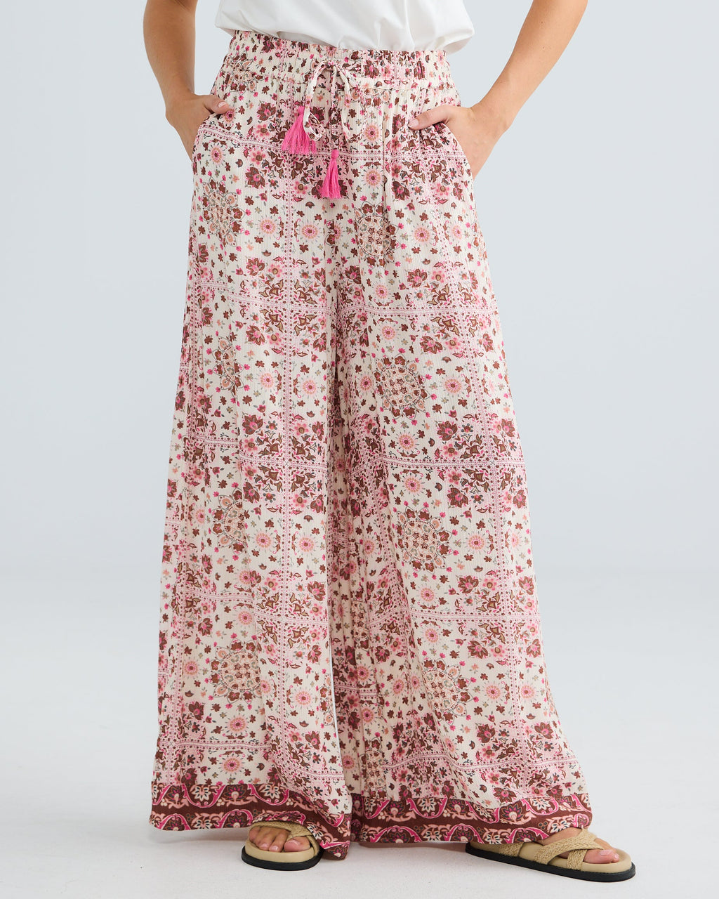 FREEDOM PANT CHAI FLORAL