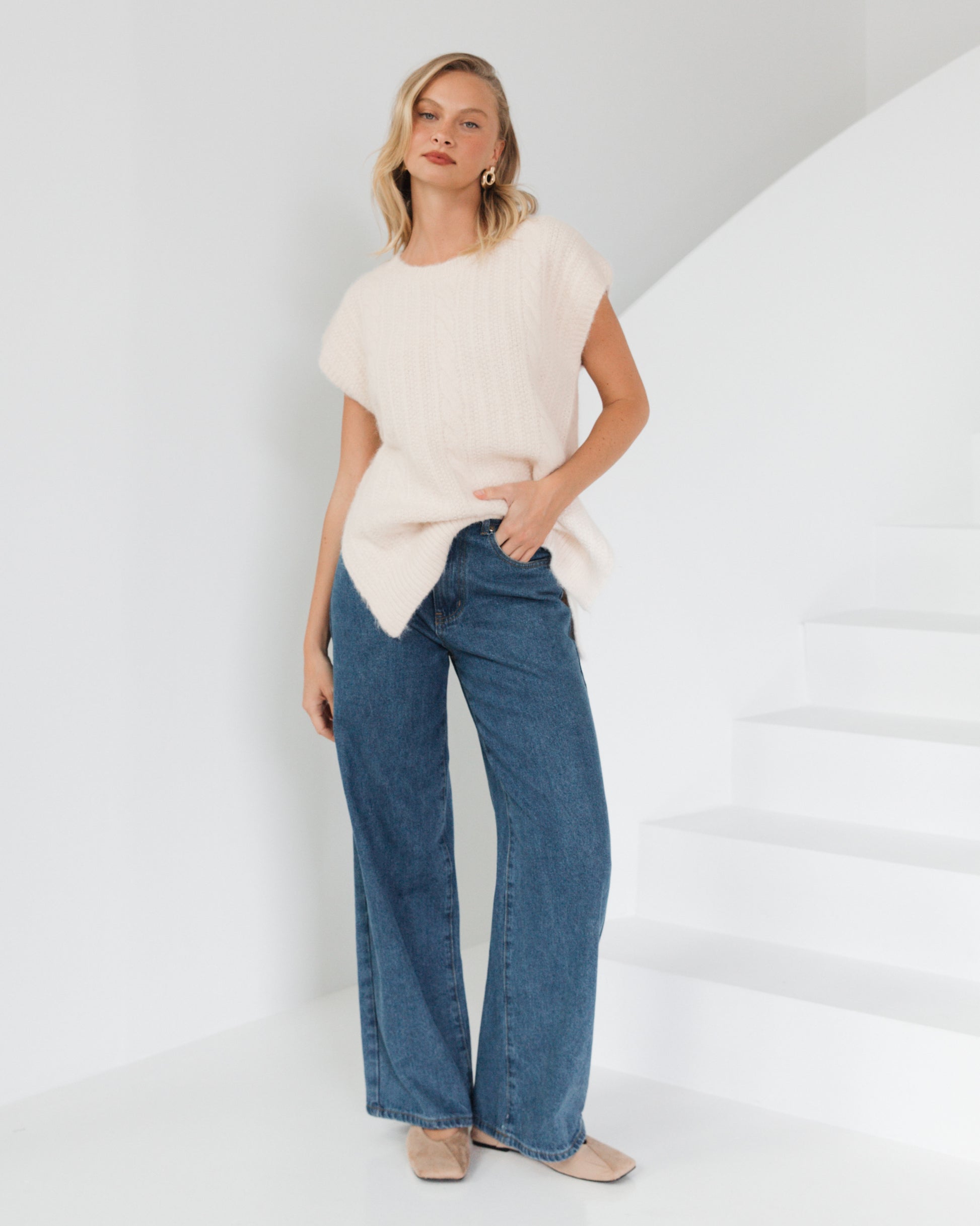 CABLE KNIT VEST CREAM