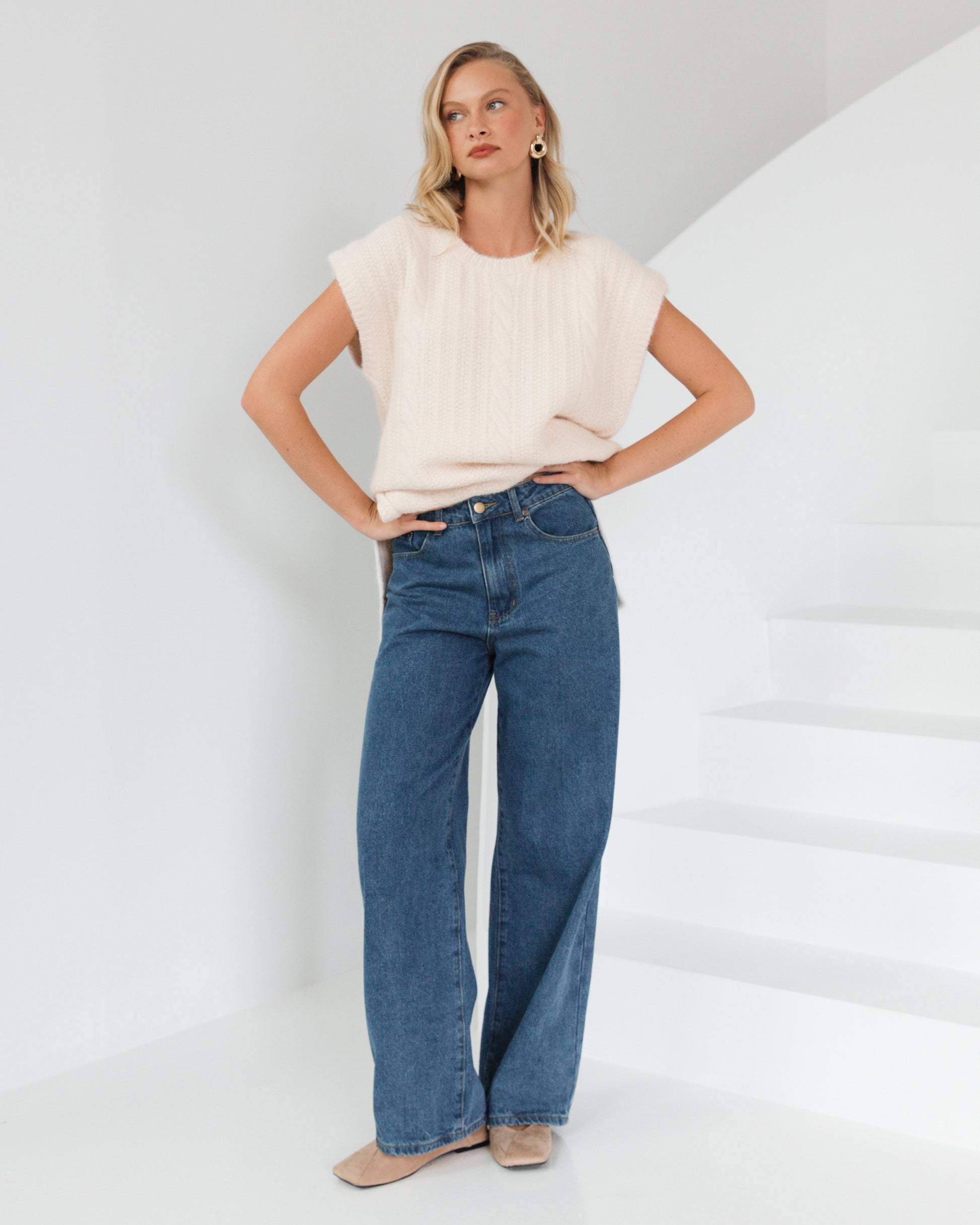 CABLE KNIT VEST CREAM