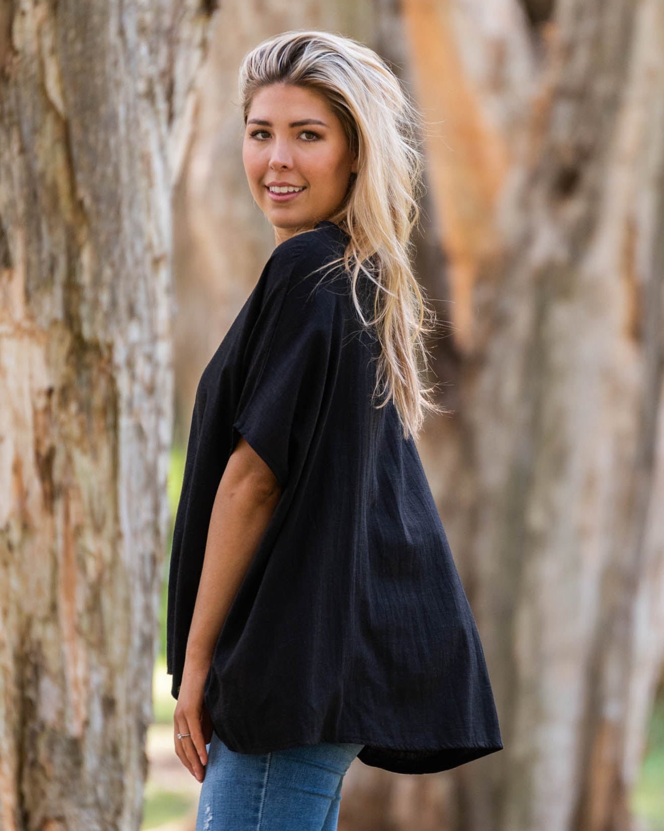 FAVEN DRAPE TOP BLACK