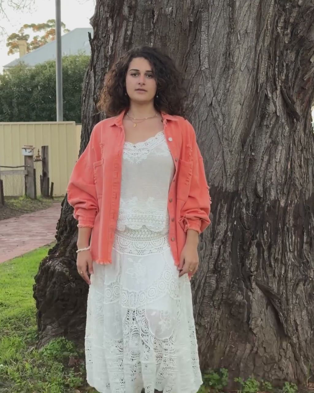 BETTY DENIM JACKET CORAL