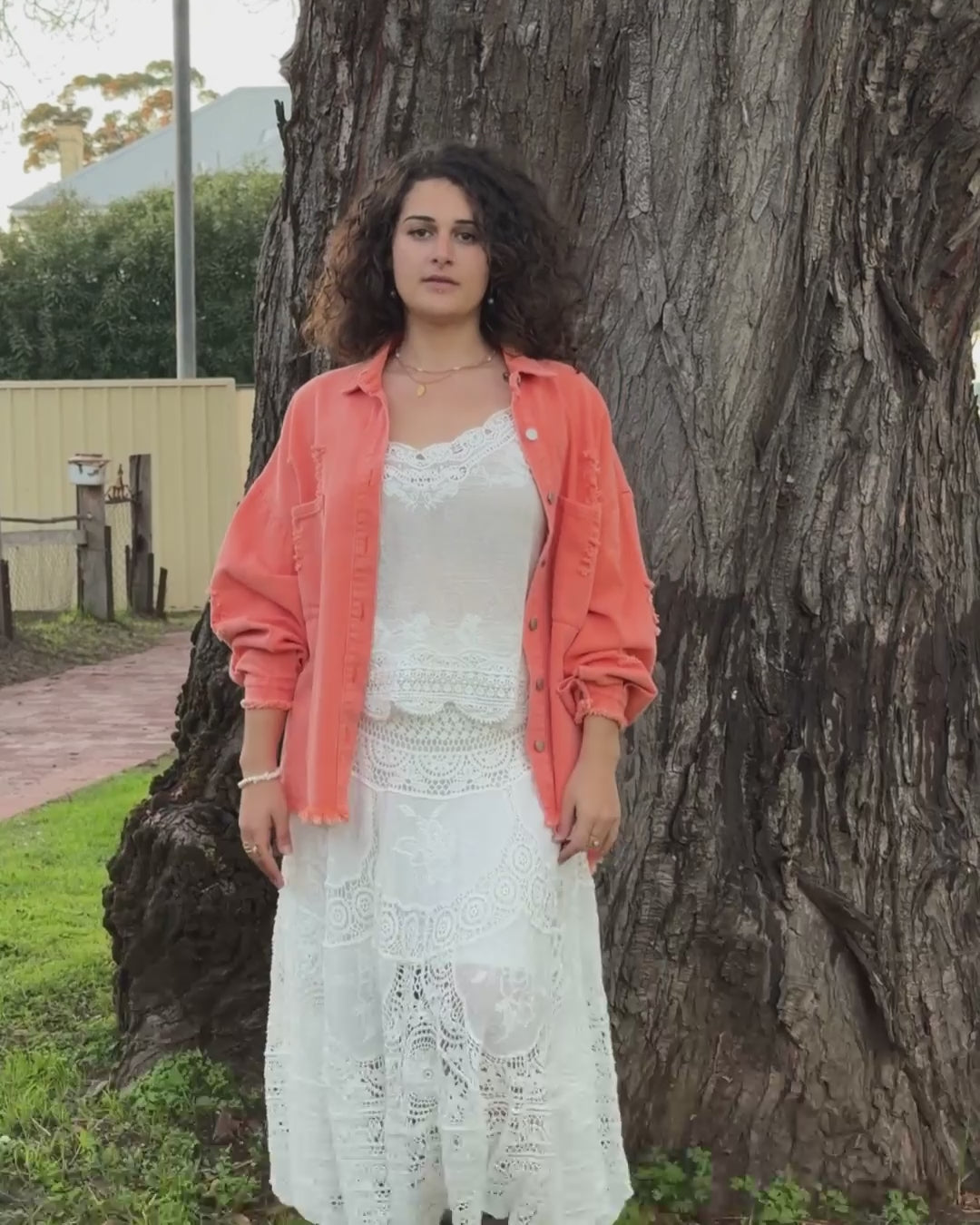 BETTY DENIM JACKET CORAL