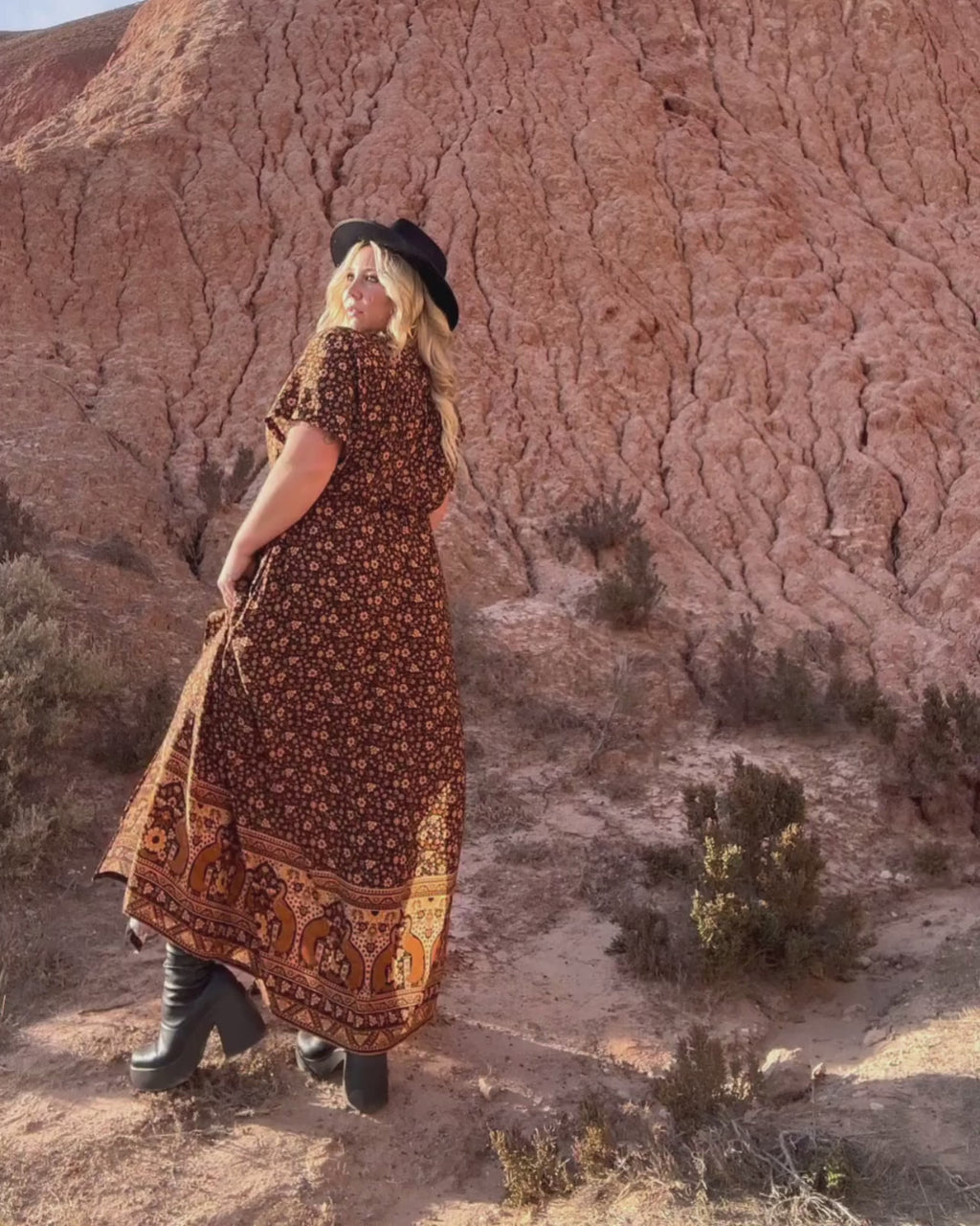 SURI MAXI DRESS HONEYGLOW