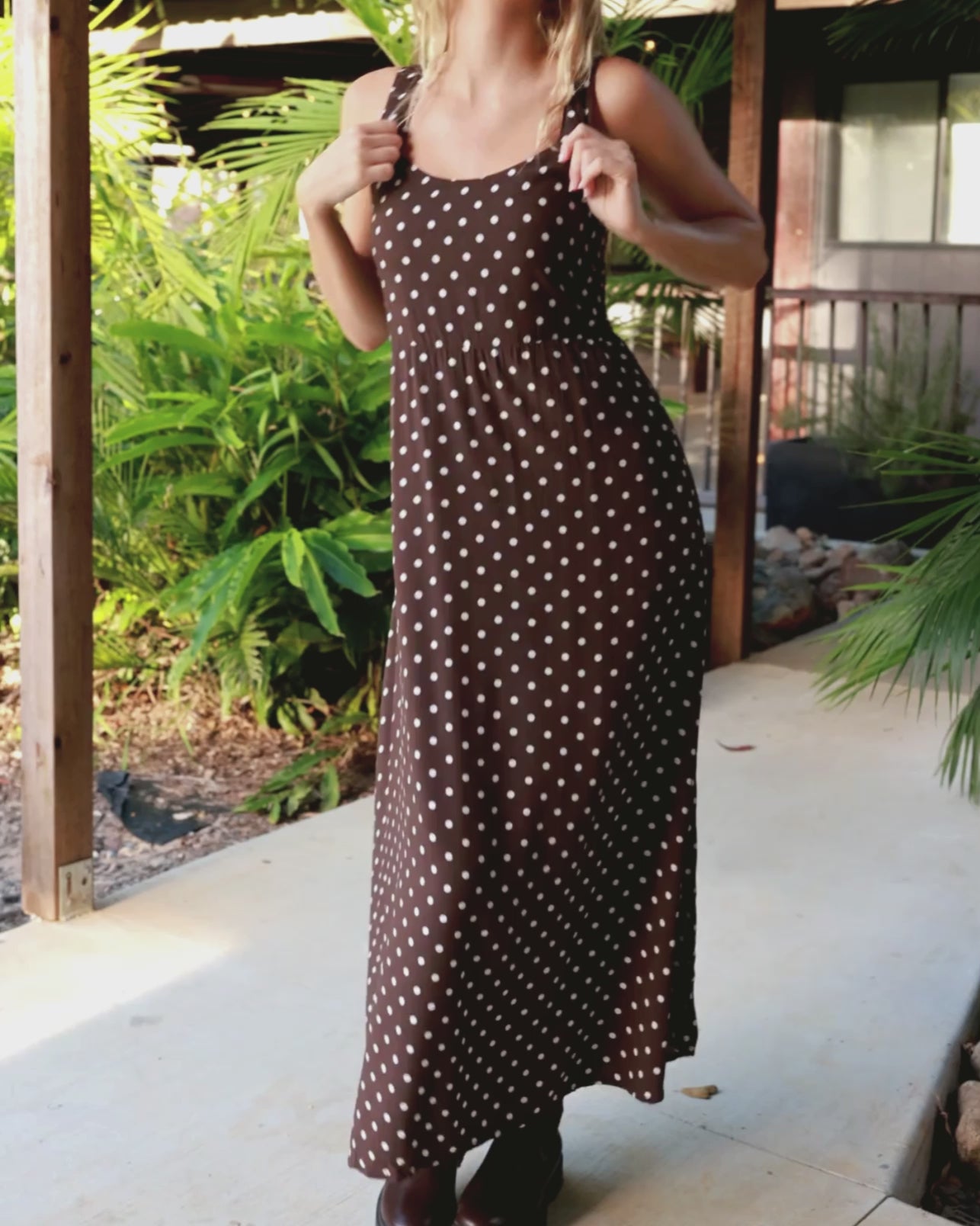 LUKA MAXI DRESS FUDGE