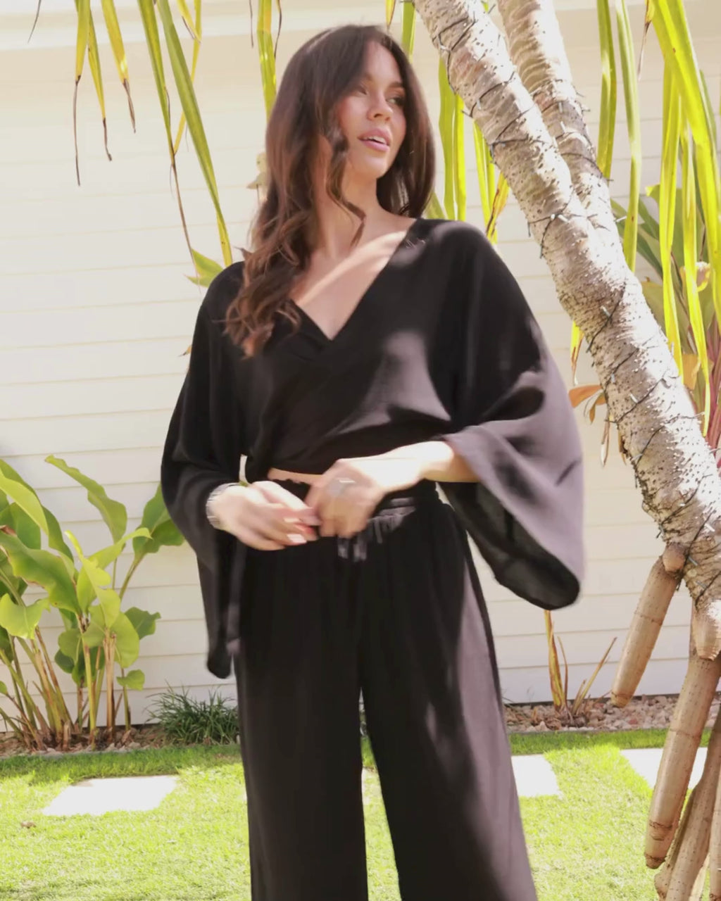 DEMI TOP BLACK