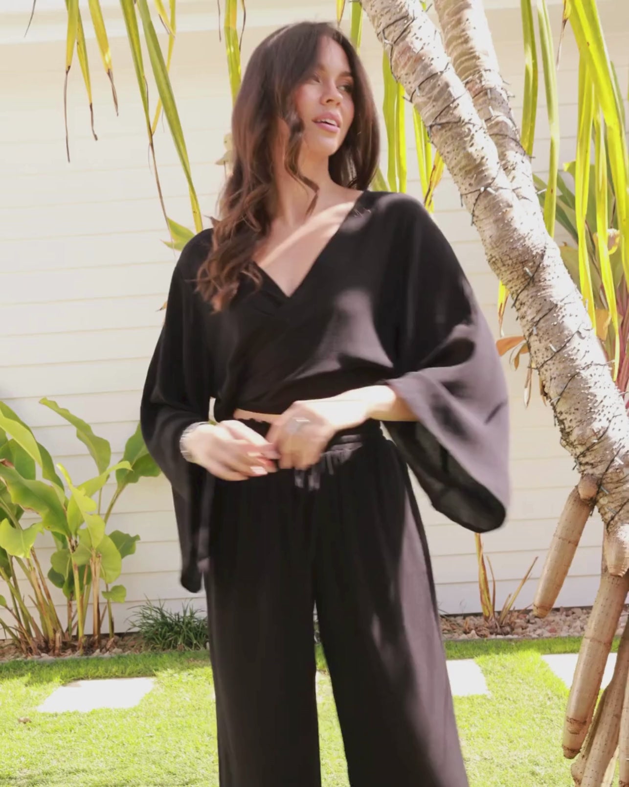 DEMI TOP BLACK