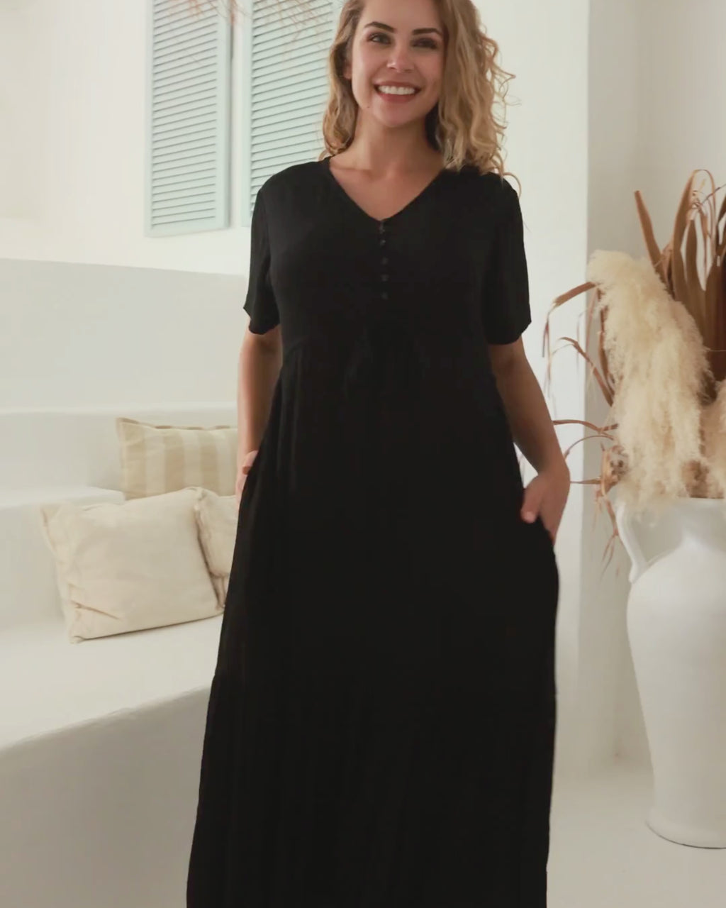 ELYSE MIDI DRESS BLACK