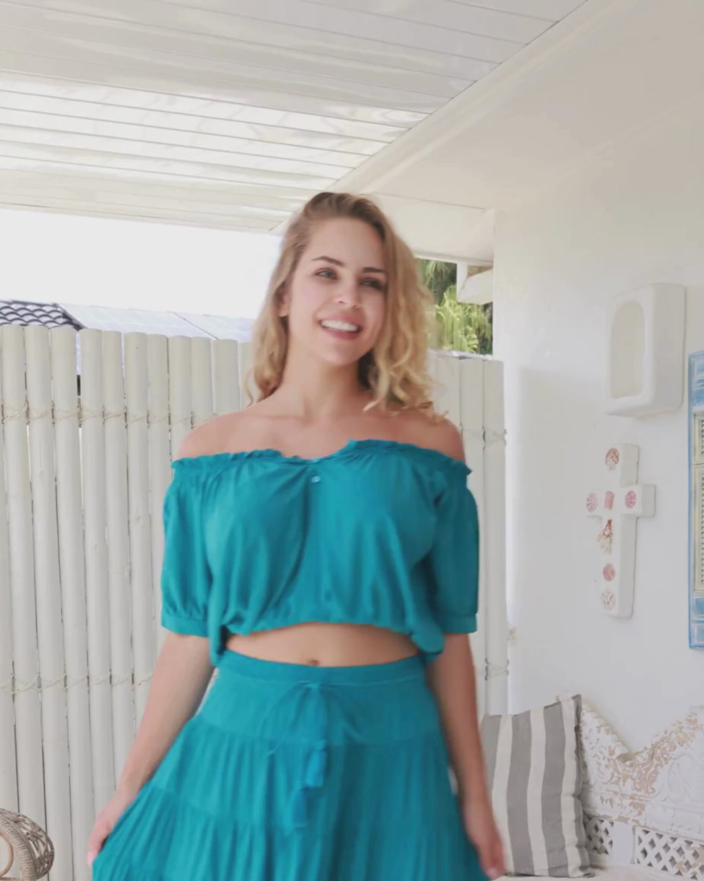 KAI TOP PEACOCK